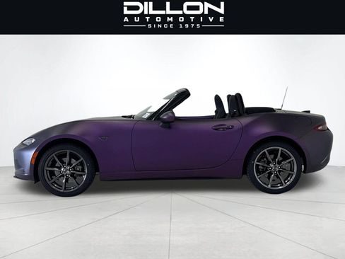Used 2019 MAZDA MX-5 Miata Grand Touring w/ GT-S Package RWD image 7