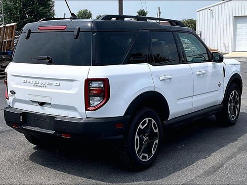 Used 2022 Ford Bronco Sport Outer Banks w/ Tech Package AWD/4WD image 9