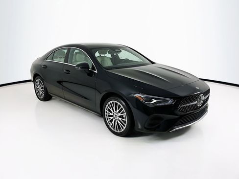 Used 2026 Mercedes-Benz CLA 250 image 1