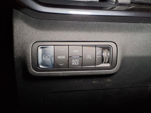 Used 2026 GMC Terrain AT4 w/ Convenience Package III image 17