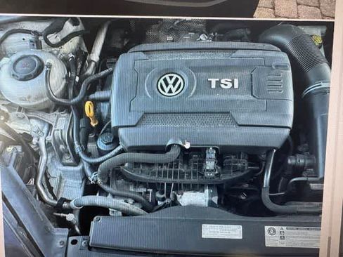 Used 2019 Volkswagen Golf S AWD/4WD image 7