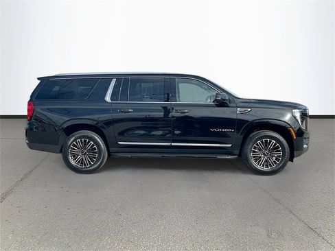 New 2026 GMC Yukon XL Elevation w/ Elevation Premium Package image 3