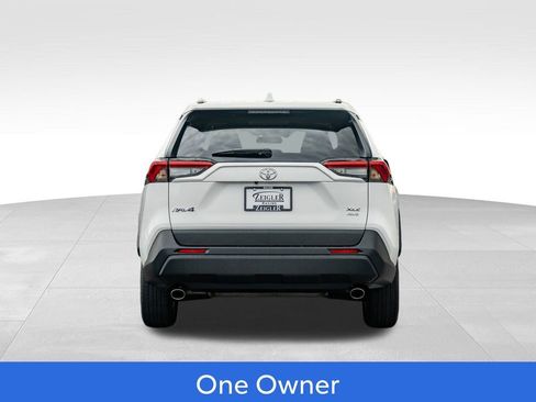 Used 2023 Toyota RAV4 XLE image 6