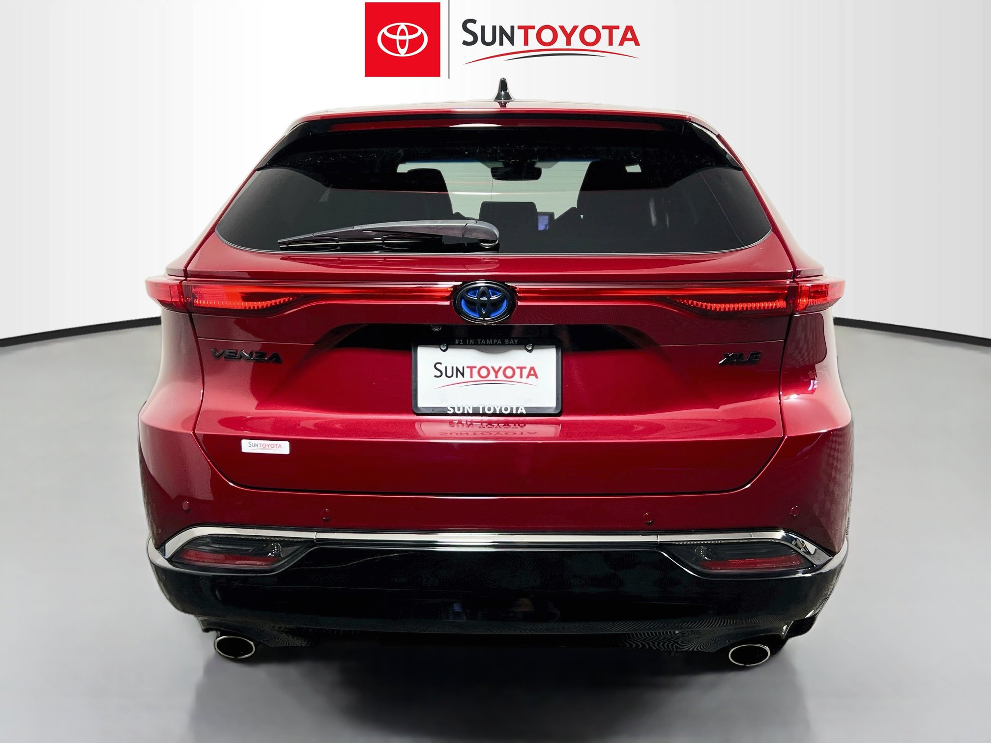 Used 2024 Toyota Venza Nightshade AWD/4WD image 5