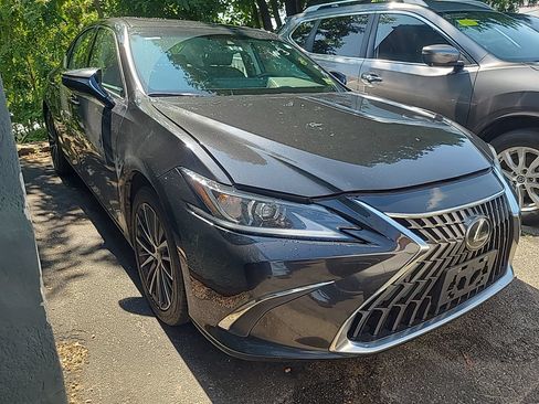 Used 2022 Lexus ES 350 w/ Premium Package FWD image 4