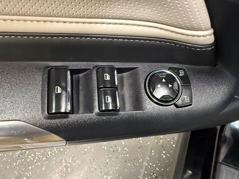 Used 2024 Ford Mustang Premium RWD image 10