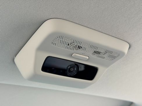 Used 2025 Kia Carnival SX Prestige FWD image 40