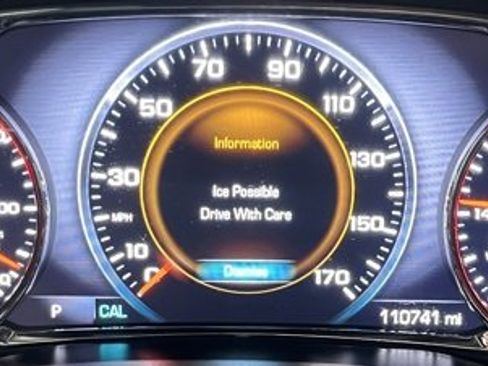 Used 2019 GMC Acadia Denali image 16