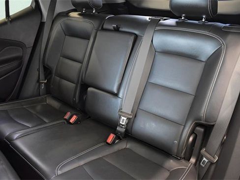 Used 2022 GMC Terrain SLT image 7