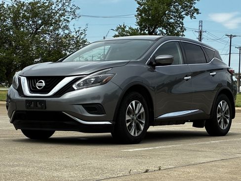 Used 2018 Nissan Murano S AWD/4WD image 14