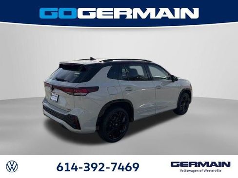 New 2026 Volkswagen Tiguan SE R-Line image 8