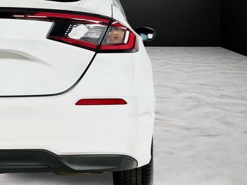 Used 2022 Honda Civic LX image 41