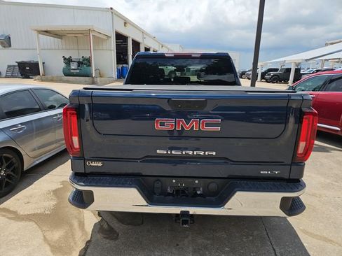 Used 2022 GMC Sierra 1500 SLT AWD/4WD image 5