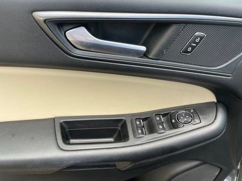 Used 2023 Ford Edge SE AWD/4WD image 18