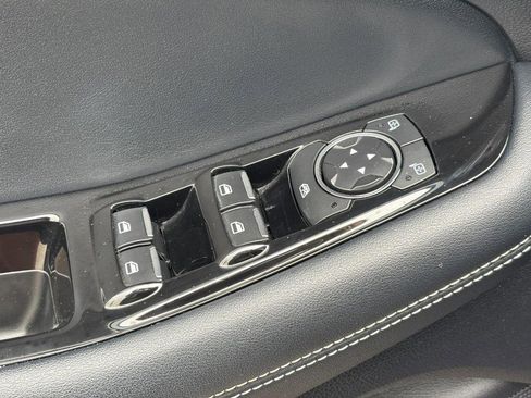 Used 2019 Ford Edge ST w/ Equipment Group 401A AWD/4WD image 17