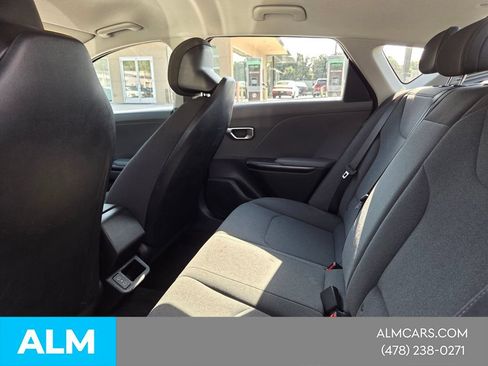 Used 2025 Kia K4 FWD image 3