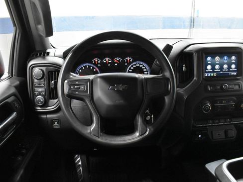 Used 2020 Chevrolet Silverado 1500 Custom Trail Boss w/ Custom Convenience Package AWD/4WD image 6