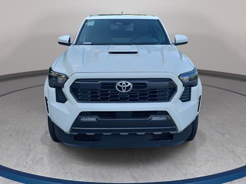 Used 2024 Toyota Tacoma TRD Sport w/ TRD Sport Upgrade Package RWD image 2