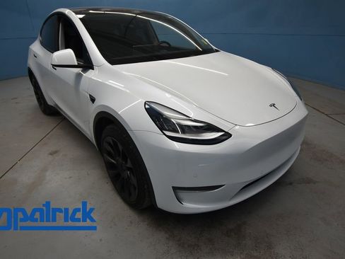 Used 2020 Tesla Model Y Performance image 1