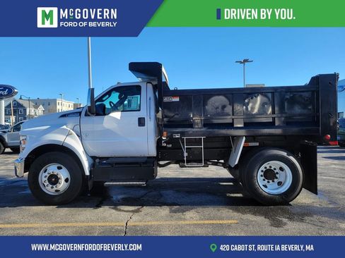 Used 2023 Ford F650 2WD Regular Cab Super Duty image 3