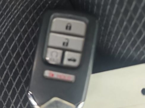 Used 2016 Honda Accord EX image 31