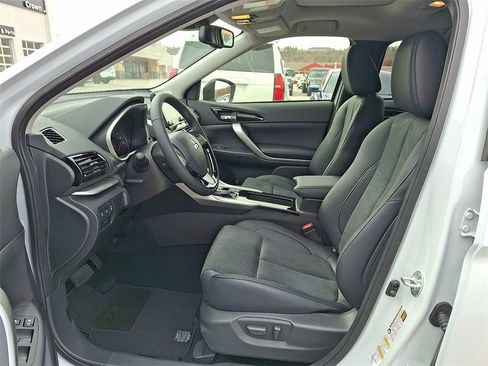 New 2026 Mitsubishi Eclipse Cross SE image 6