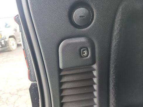 Used 2020 Dodge Durango R/T image 16