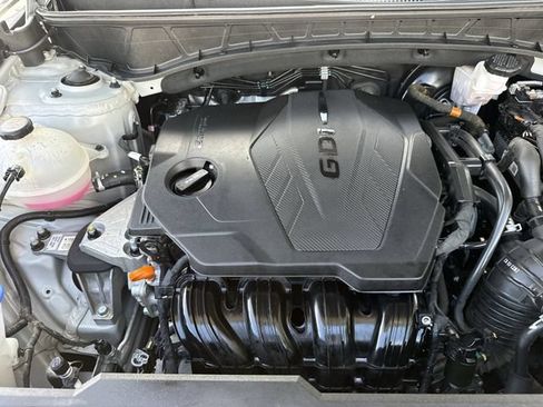 Used 2023 Hyundai Tucson SE AWD/4WD image 32