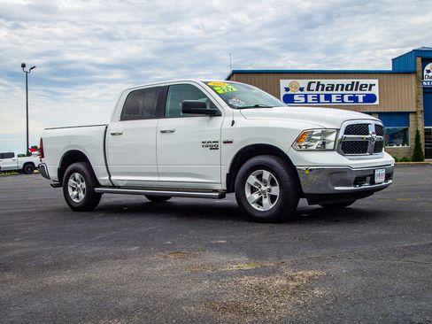 Used 2019 RAM 1500 Classic SLT w/ Protection Group AWD/4WD image 9