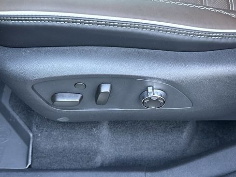 New 2026 GMC Acadia Denali Ultimate w/ LPO, Floor Liner Package image 18