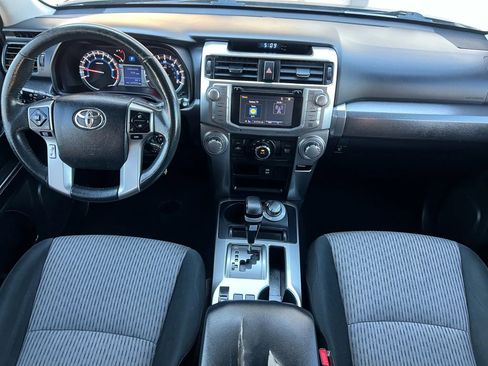 Used 2017 Toyota 4Runner SR5 AWD/4WD image 27