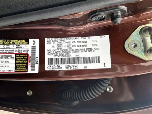 Used 2016 Toyota Tundra Limited w/ Limited Premium Package RWD image 36