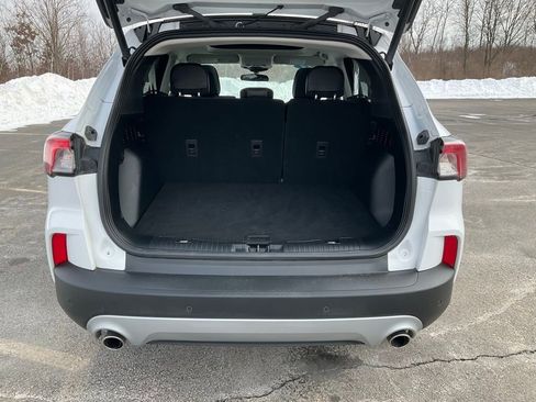 Used 2022 Ford Escape SEL w/ Technology Package FWD image 26