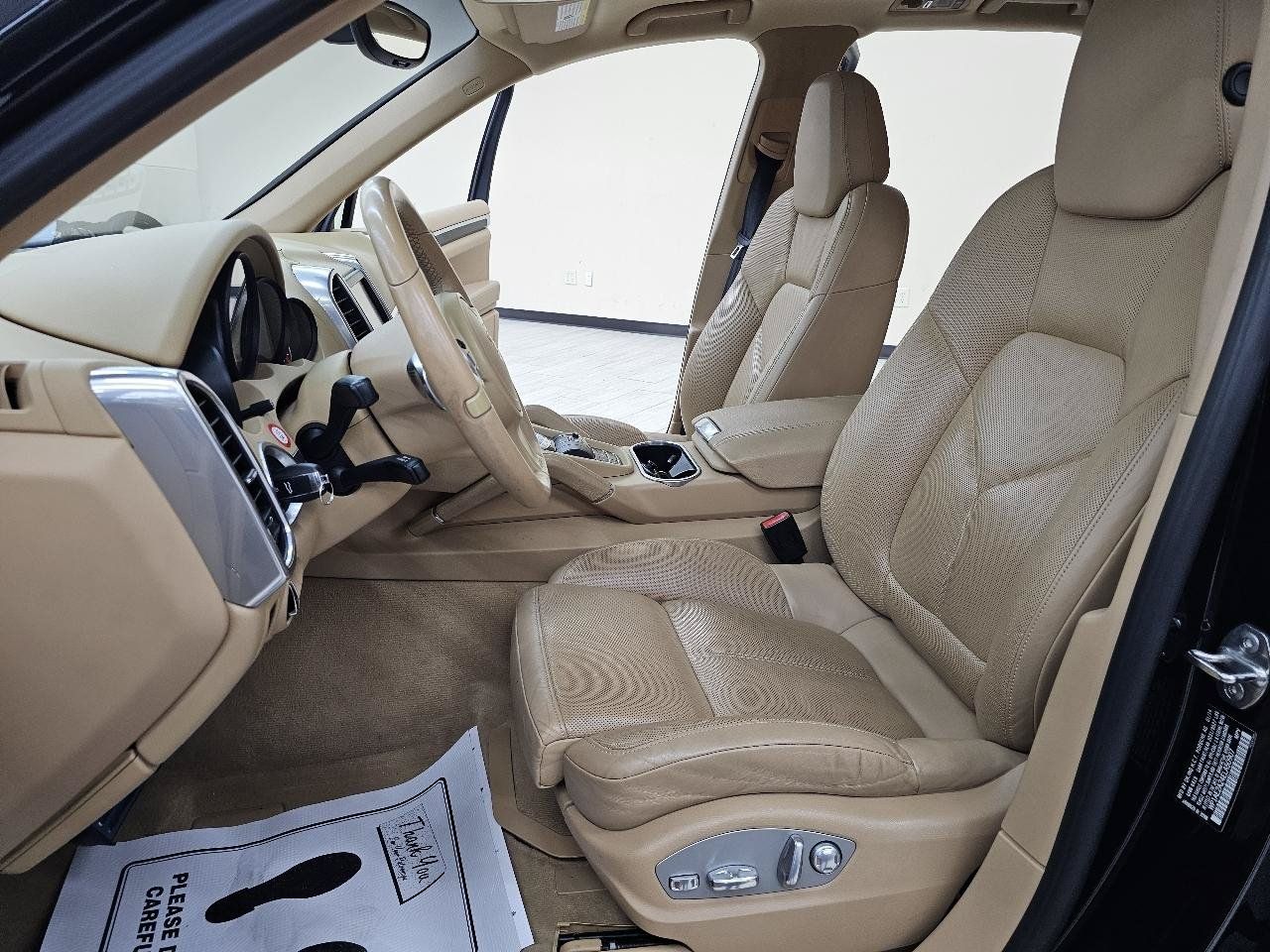 Used 2014 Porsche Cayenne S w/ Comfort Plus Package AWD/4WD image 18