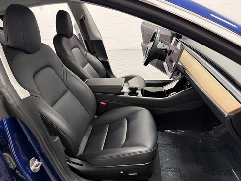 Used 2018 Tesla Model 3 Long Range RWD image 14