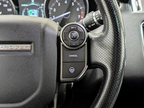 Used 2016 Land Rover Range Rover Sport HSE image 37