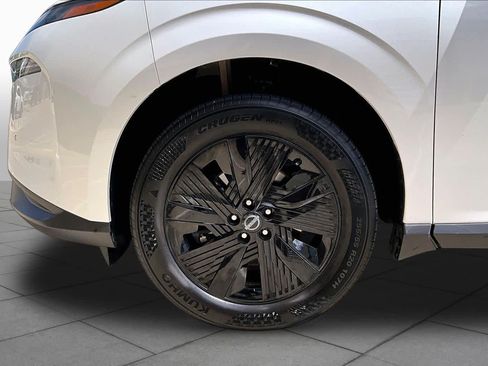 Used 2025 Nissan Murano SV FWD image 10
