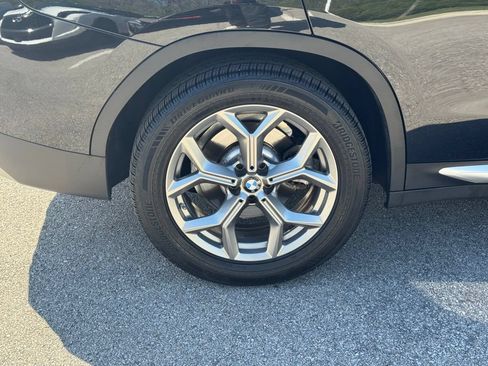 Used 2024 BMW X3 xDrive30i w/ Premium Package AWD/4WD image 13