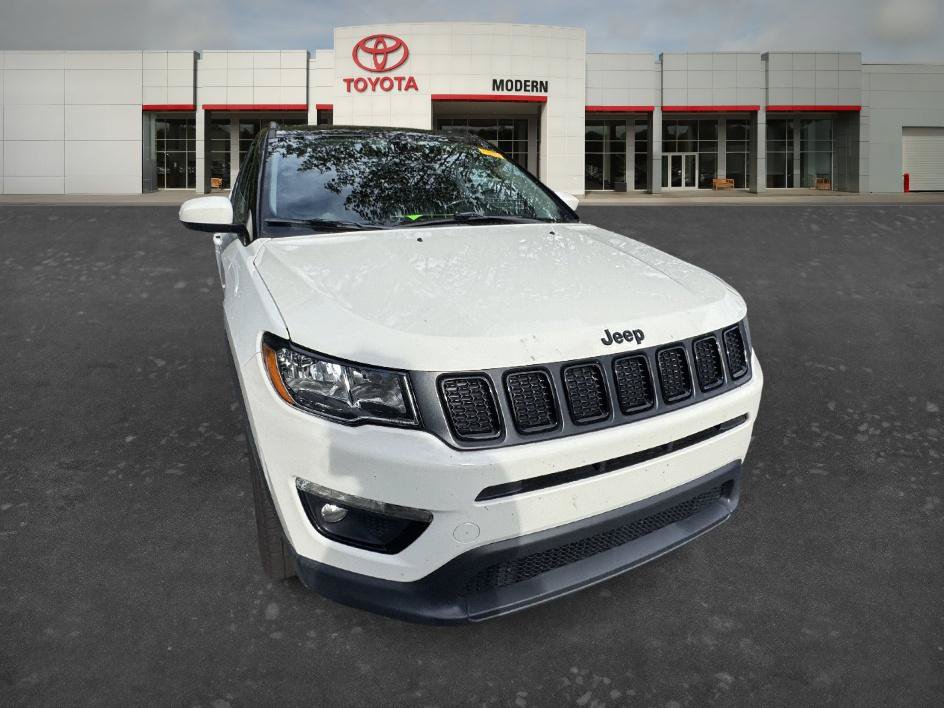 Used 2020 Jeep Compass Latitude FWD image 10