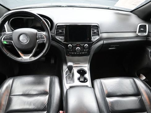 Used 2019 Jeep Grand Cherokee Limited image 19