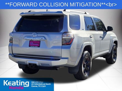 Used 2022 Toyota 4Runner SR5 Premium image 5