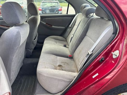 Used 2005 Toyota Corolla CE FWD image 11
