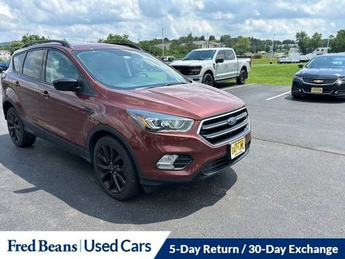 Used 2018 Ford Escape SE w/ SE Sport Appearance Package AWD/4WD image 1
