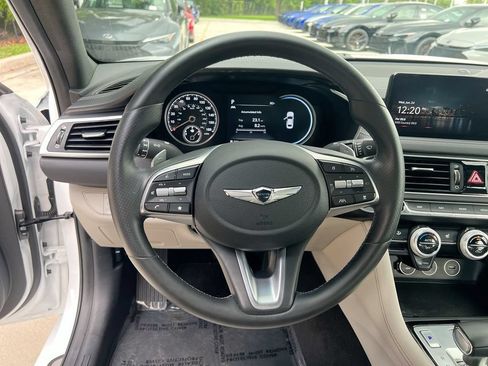 Used 2023 Genesis G70 2.0T RWD image 13