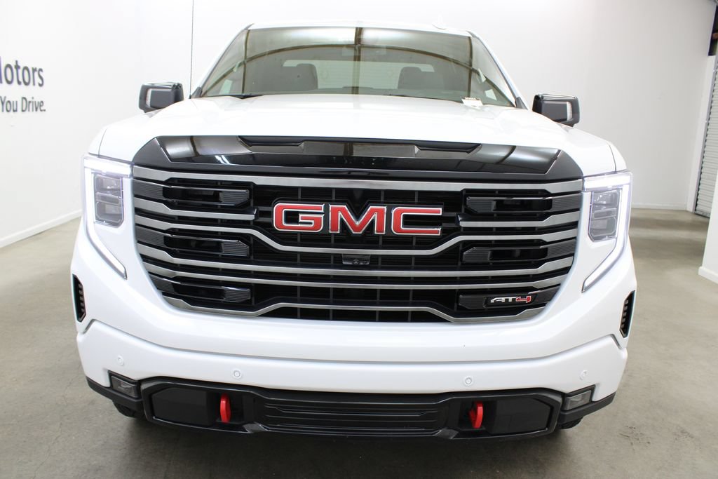 Used 2025 GMC Sierra 1500 AT4 AWD/4WD image 7