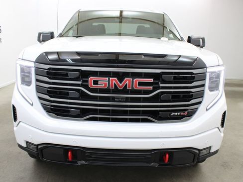 Used 2025 GMC Sierra 1500 AT4 AWD/4WD image 7