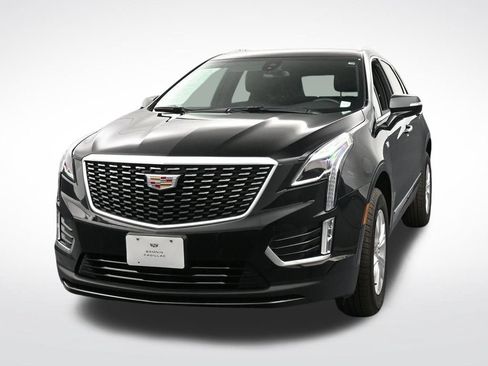 Used 2025 Cadillac XT5 Luxury FWD image 8