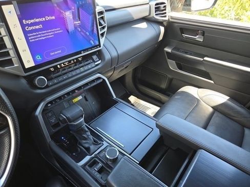 Used 2024 Toyota Sequoia Platinum AWD/4WD image 35