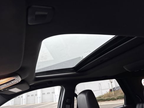 Certified 2024 Dodge Durango GT image 19