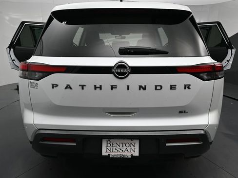 New 2026 Nissan Pathfinder SL FWD image 10